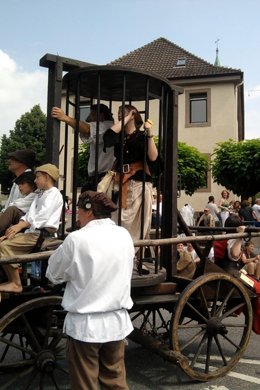mittelalterlicher Gefangenentransport